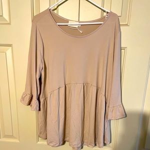 2x ninexis beige 3/4 sleeves